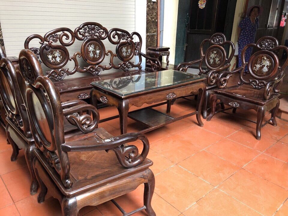 Thu Mua Đồ Gỗ Cũ Giá Cao